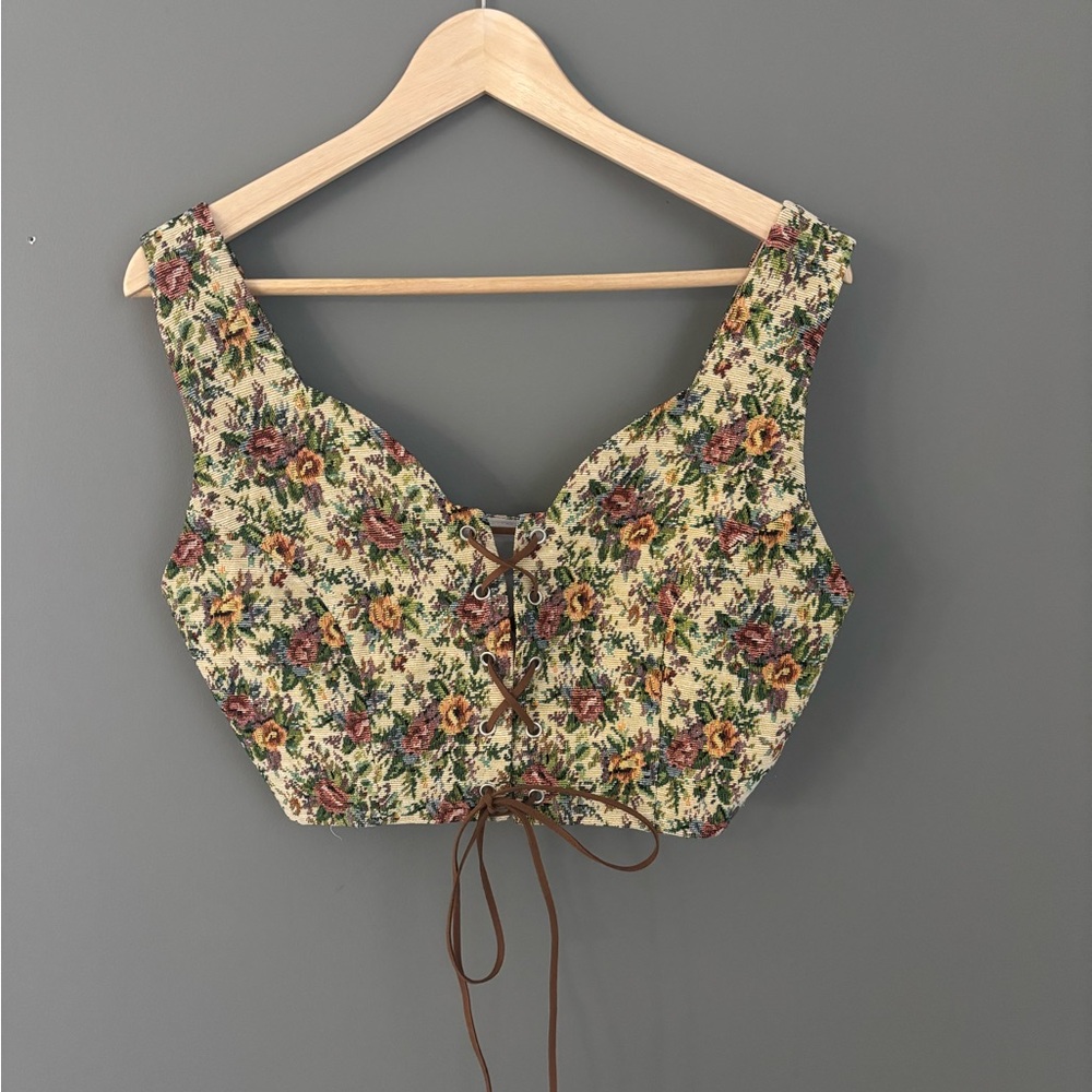 ROMWE Floral Lace-Up Crop Top - Multicolor